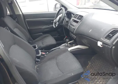2012 Mitsubishi Outlander Sport Se z USA, uszkodzony, nr VIN JA4AR4AU7CZ006312